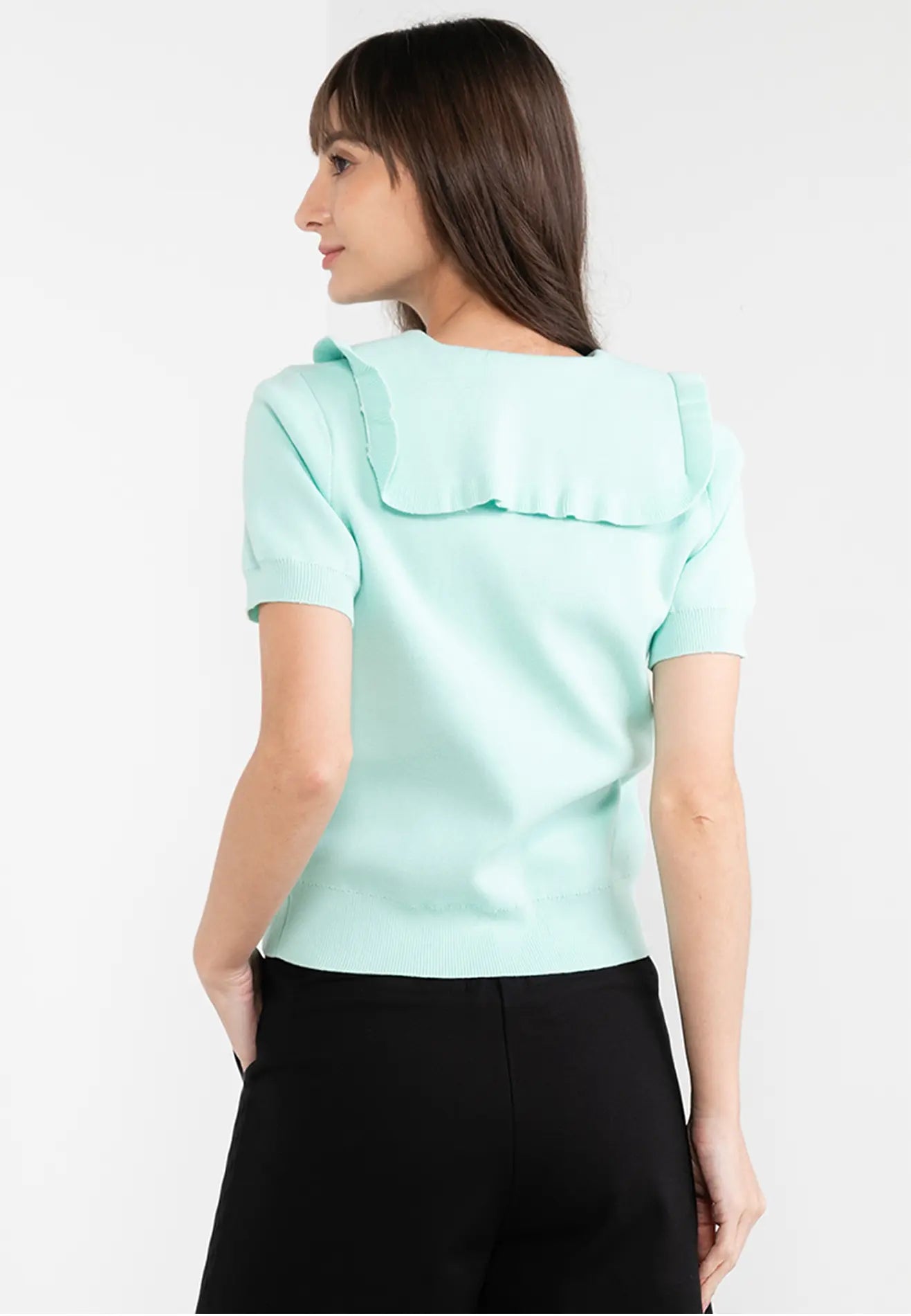 ELLE Apparel Ruffled Collar Knit Top