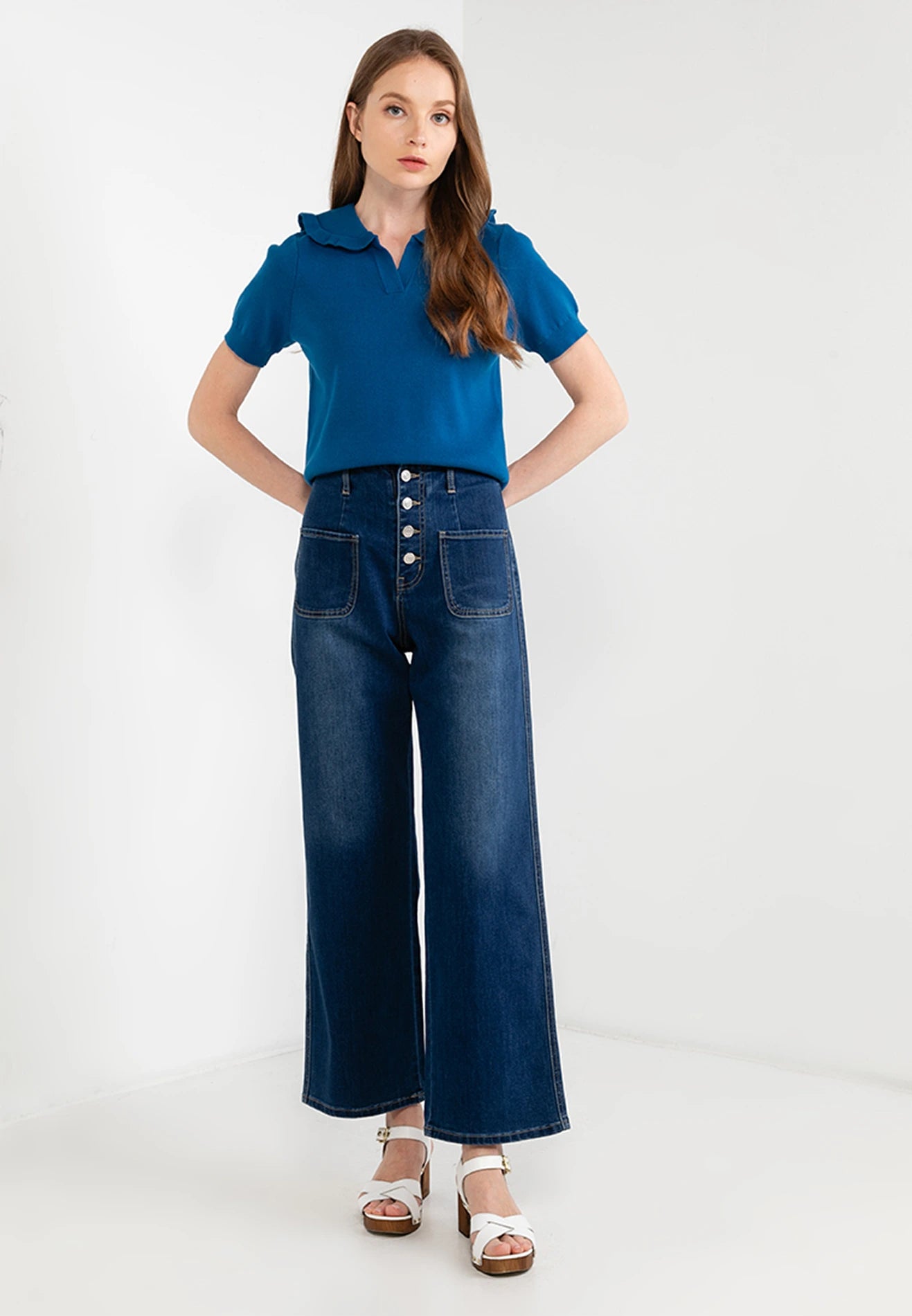ELLE Apparel Ruffled Collar Knit Top