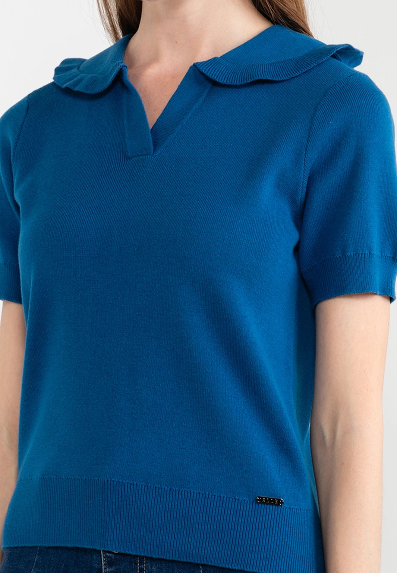 ELLE Apparel Ruffled Collar Knit Top