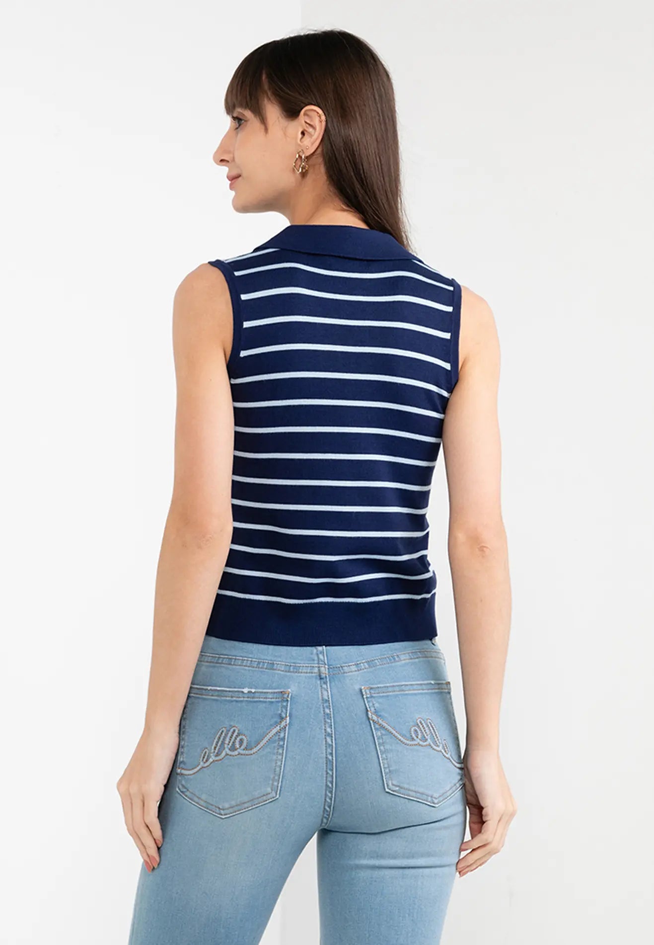 ELLE Apparel Collar Sleeveless Striped Knitted Top