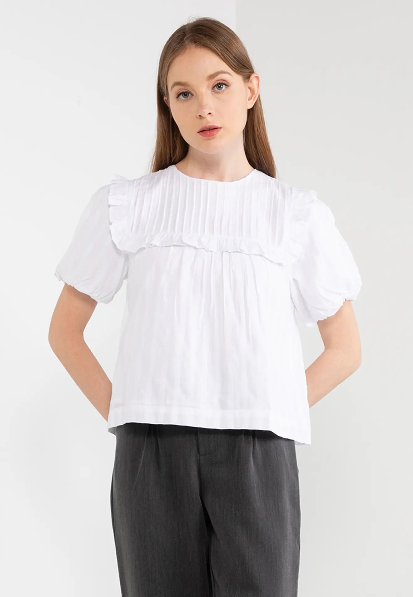 ELLE Apparel Flounce-Trimmed Short Sleeves Blouse