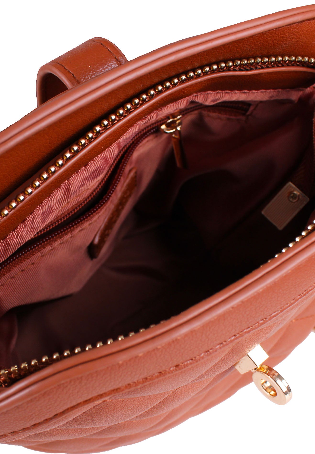 Sleek Quilted Crossbody Chain Bag