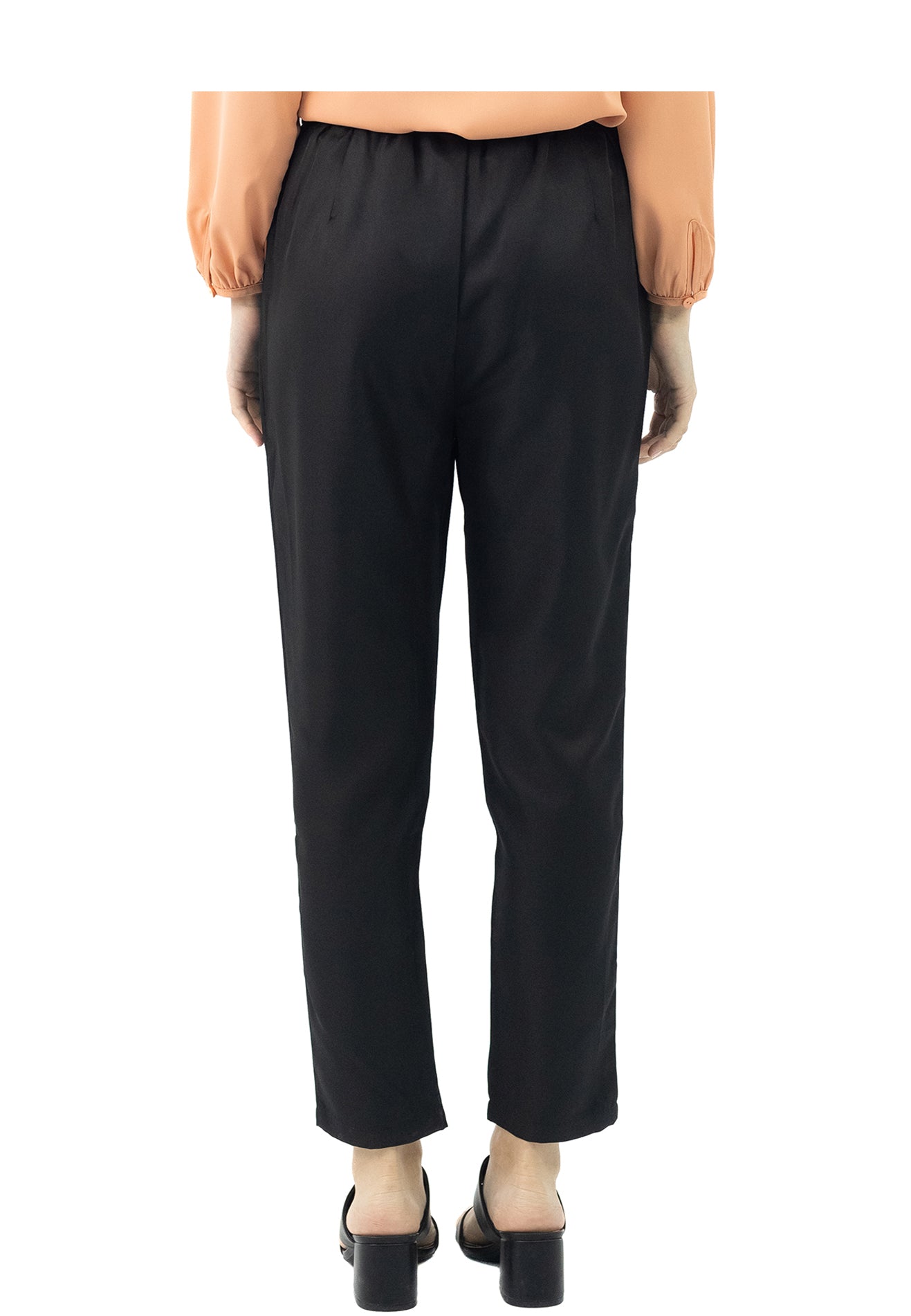 DAISY By VOIR Eyelet Buckle Belted Tapered Pants