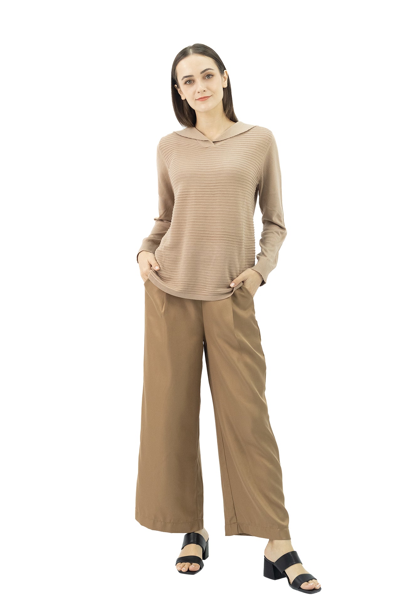DAISY By VOIR Collared Ribbed Knit Top