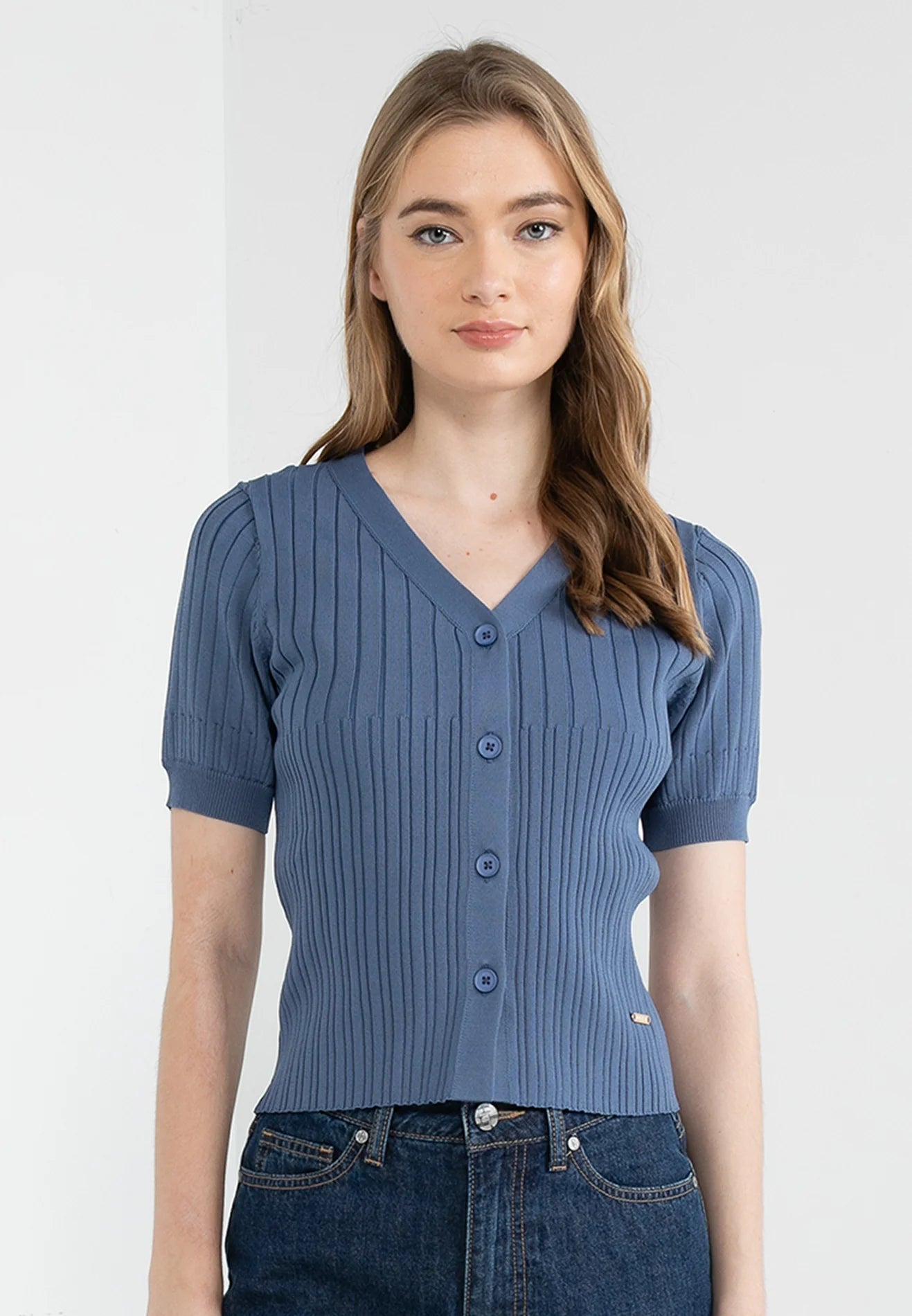 ELLE Apparel V-Neck Button Up Knitted Top