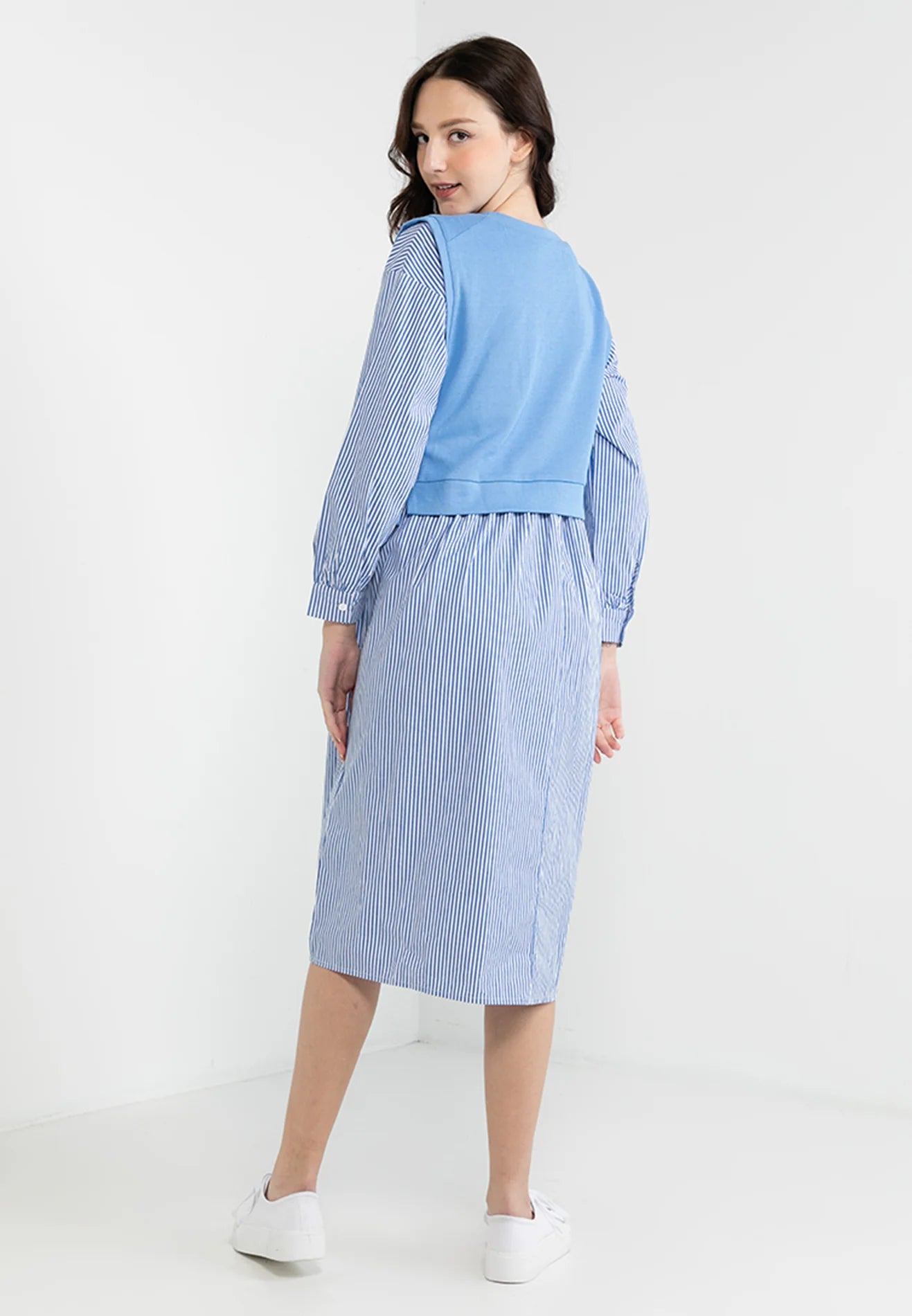 VOIR JEANS Layered Knitted Vest Shirt Dress