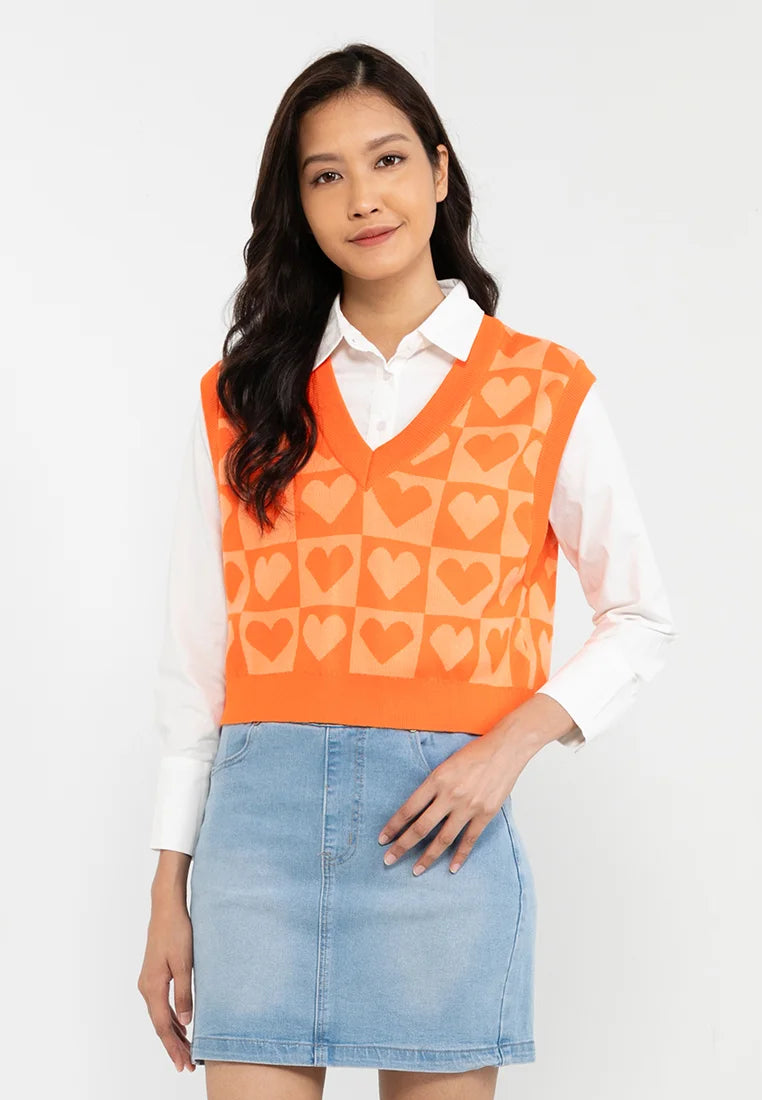 VOIR JEANS Love Vibes Collection : Heart Shape Checkered Knit Vest