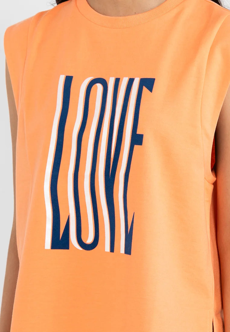 VOIR JEANS Love Vibes Collection: 'LOVE' Logo Graphic Top