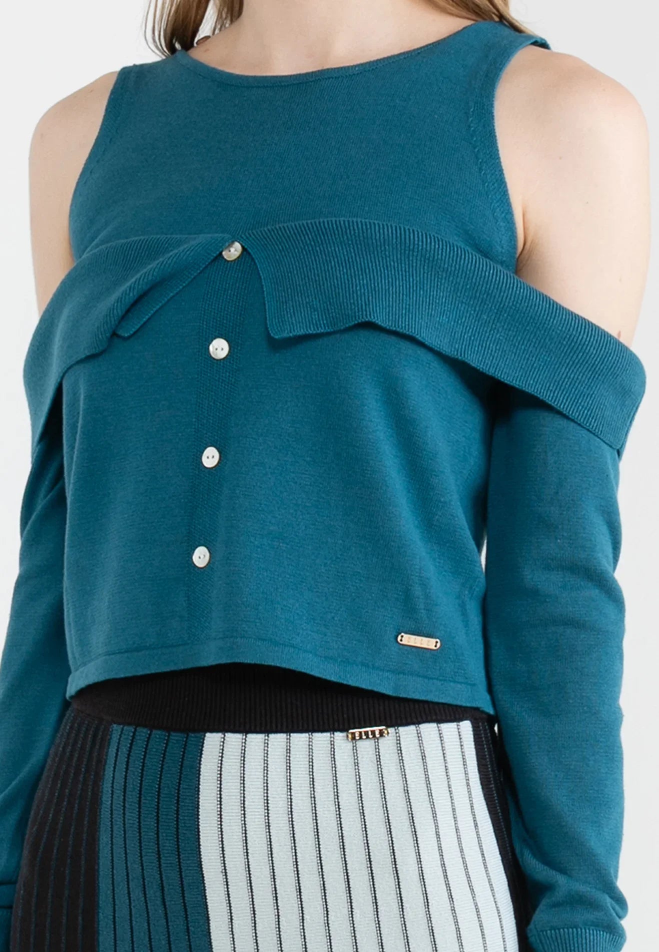 ELLE Apparel Cold-Shoulder Sleeves Knitted Top