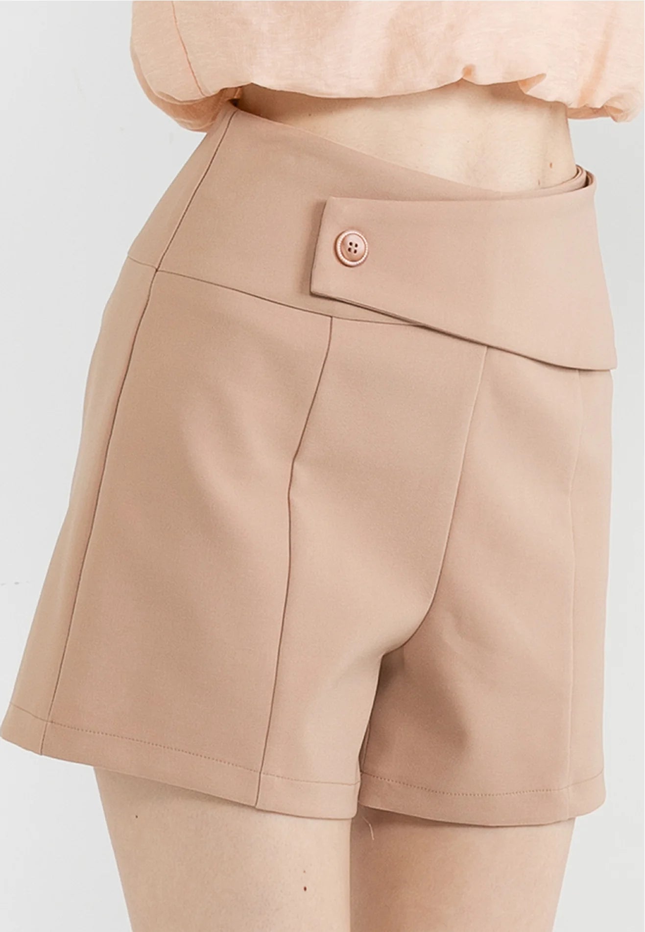 ELLE Apparel Buttoned High Waist Shorts