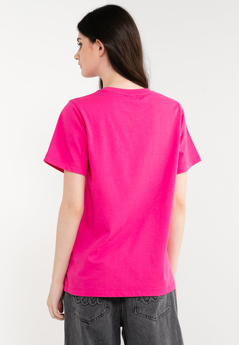 ELLE Leisure The Wonder Collection: Embroidered Logo Burning Love Badge Big Tee