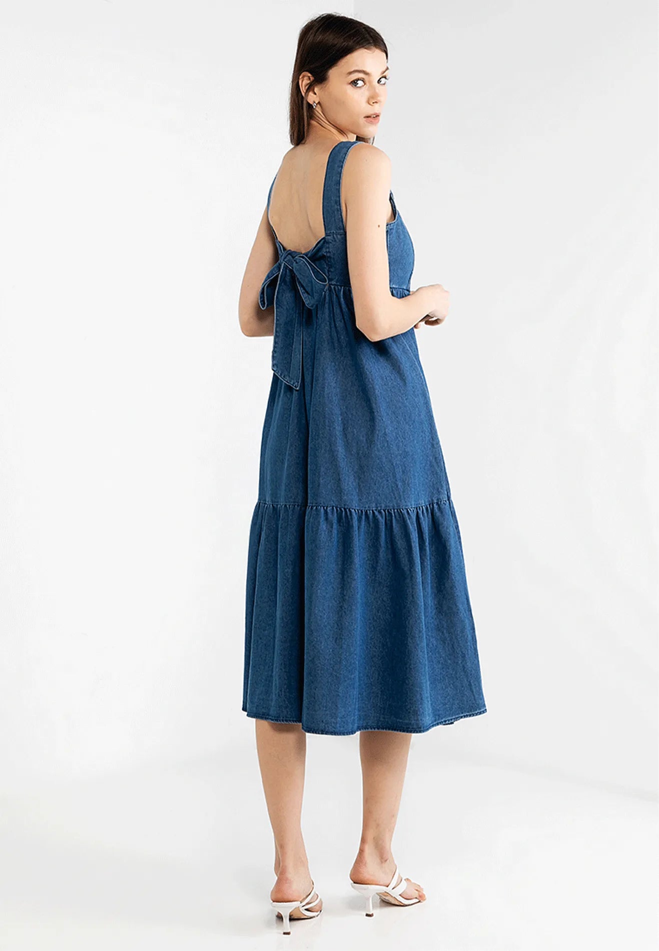 VOIR JEANS Hey Summer Collection: Square Neck Back Ribbon Tie Maxi Dress