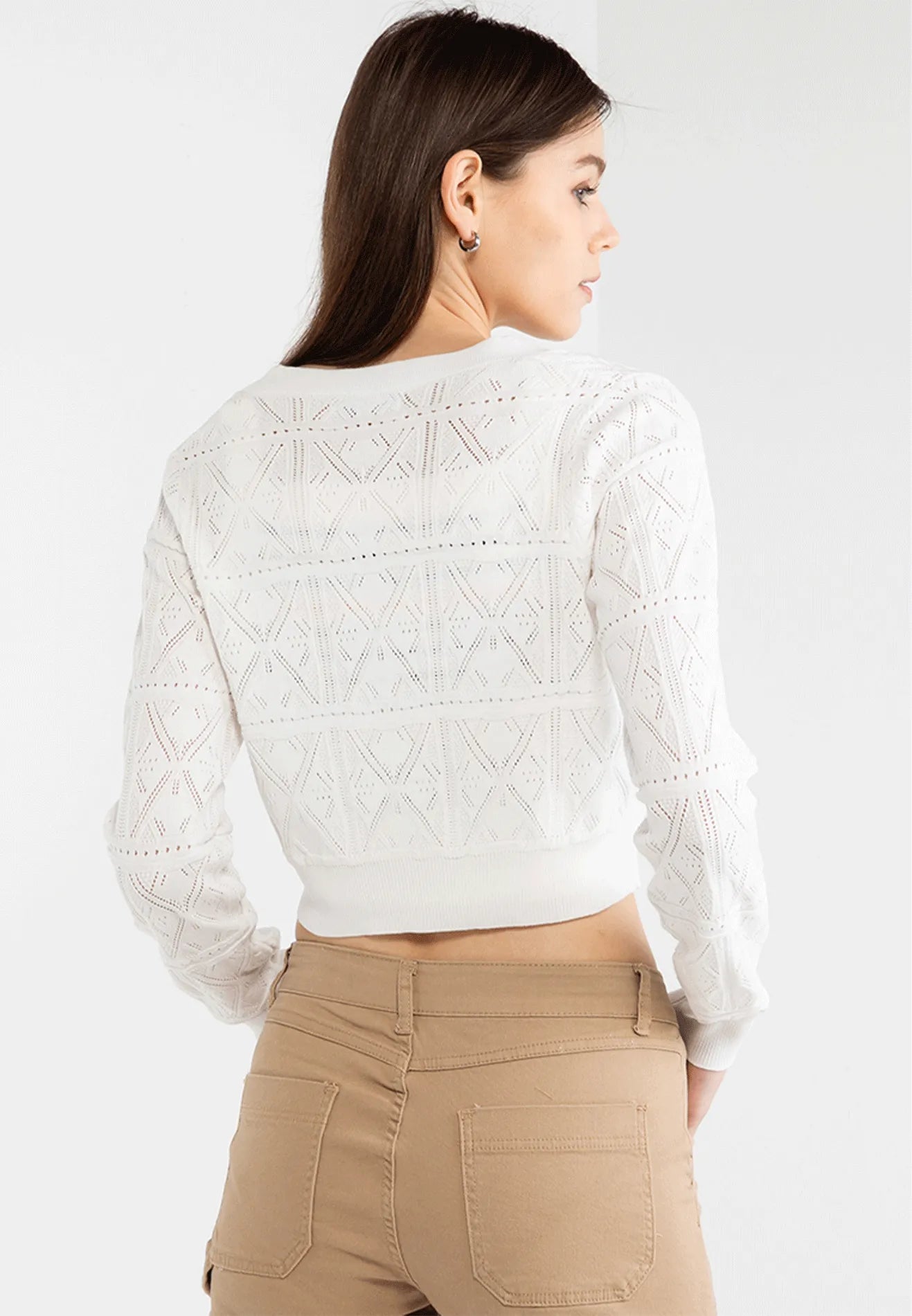 VOIR JEANS Hey Summer Collection: V-Neck Cropped Knitted Cardigan