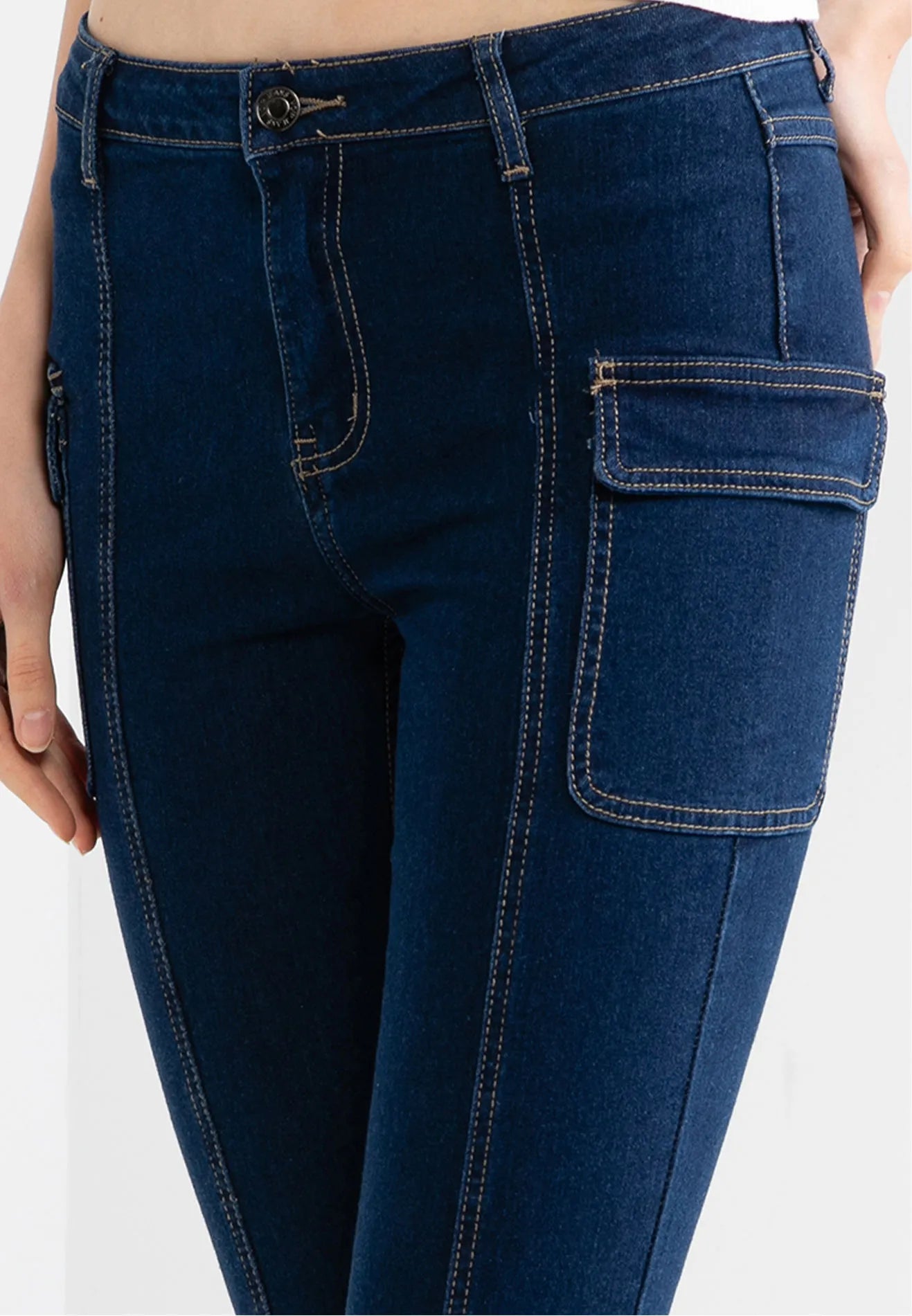 VOIR JEANS Hey Summer Collection: Denim Flap Pockets Flared Jeans