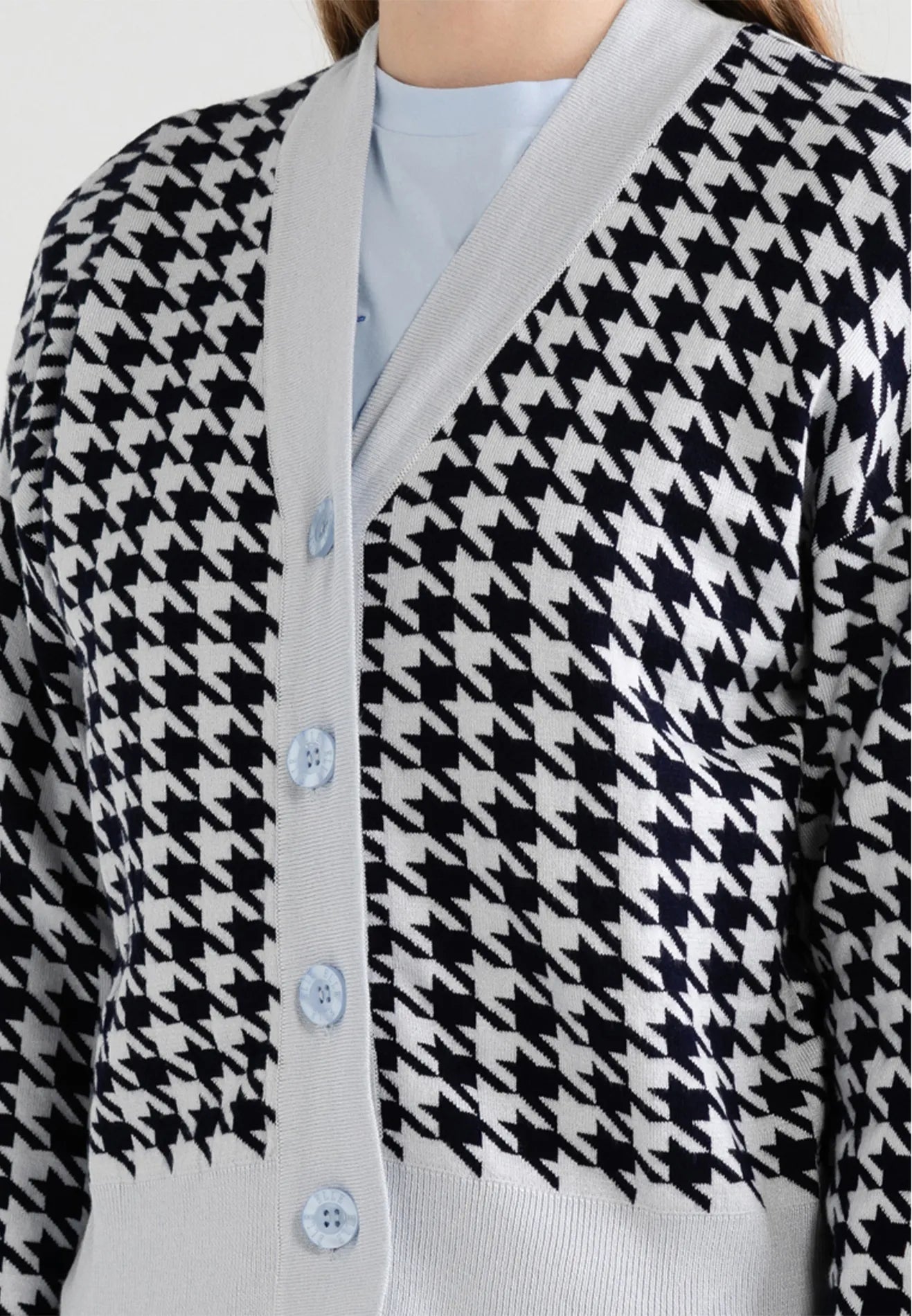 Houndstooth Buttoned Knit Cardigan