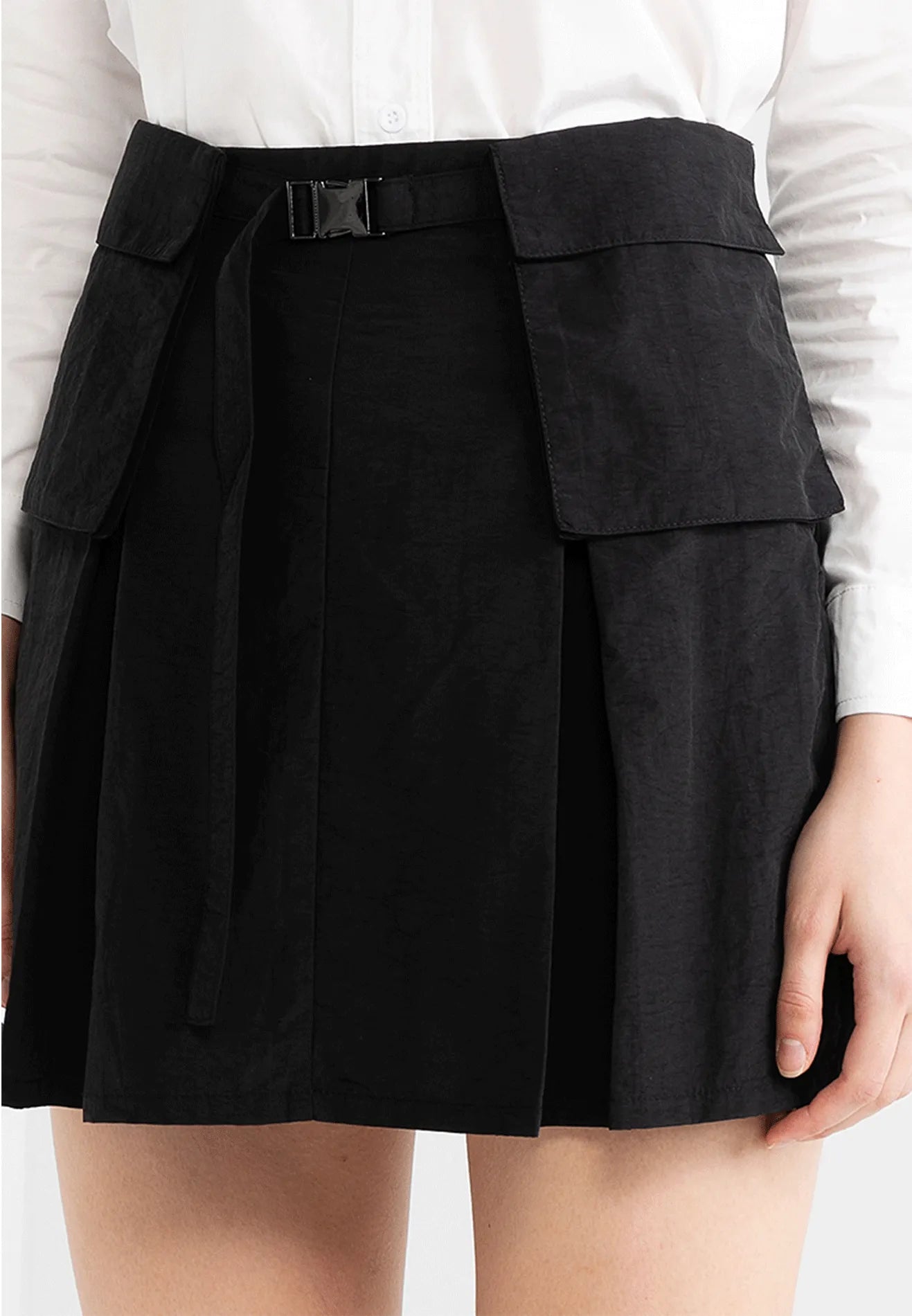 VOIR JEANS Hey Summer Collection: Flap Pocket Belted Cargo Mini Skirt