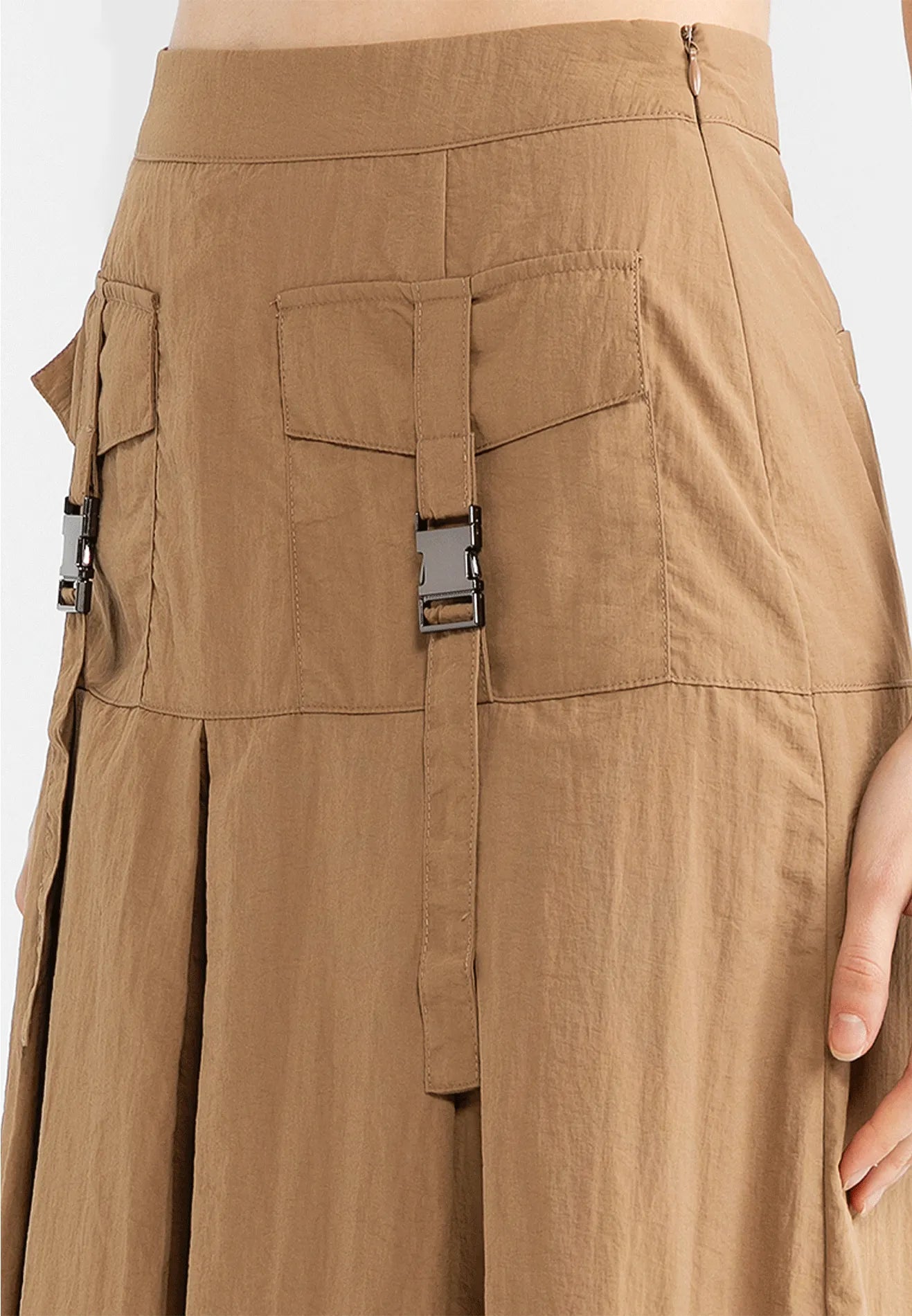 VOIR JEANS Hey Summer Collection: Pleated Cargo Midi Skirt