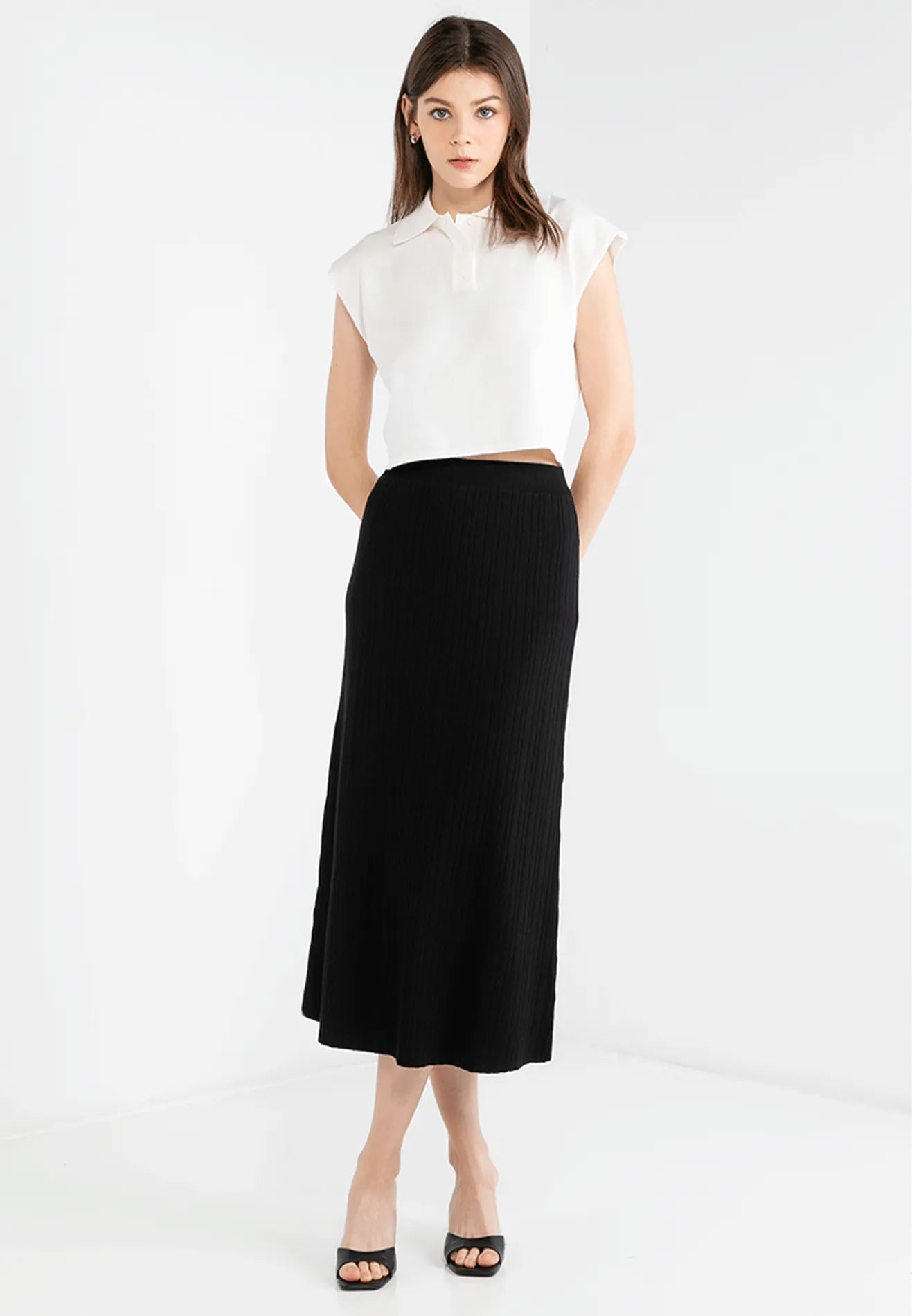 VOIR JEANS Hey Summer Collection: Stretchable Knitted Maxi Skirt