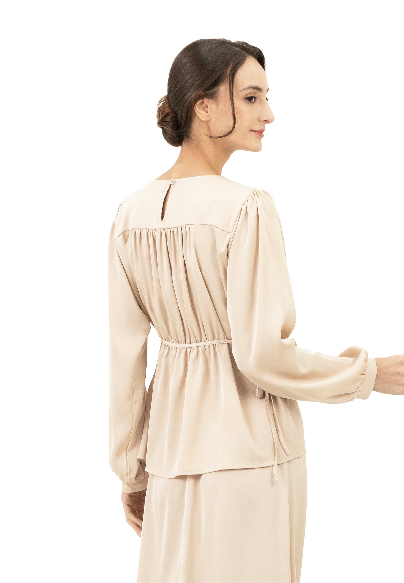 DAISY BY VOIR Flowy Drawstring Satin Blouse