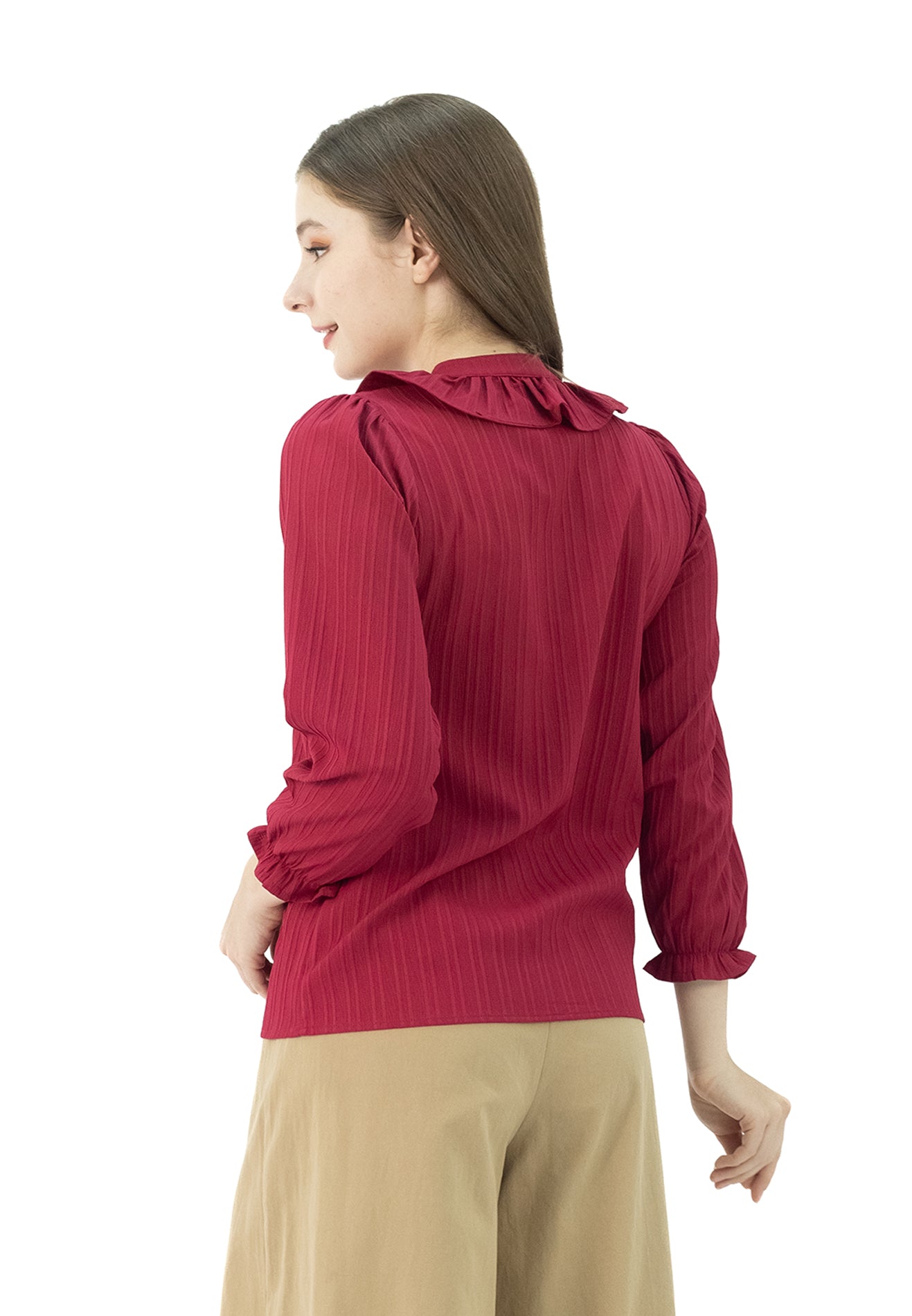 DAISY By VOIR Pleated Collar Button Details Blouse