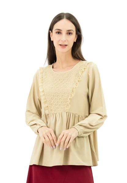 DAISY By VOIR Embroidered Ruffle Bib Pleated Blouse