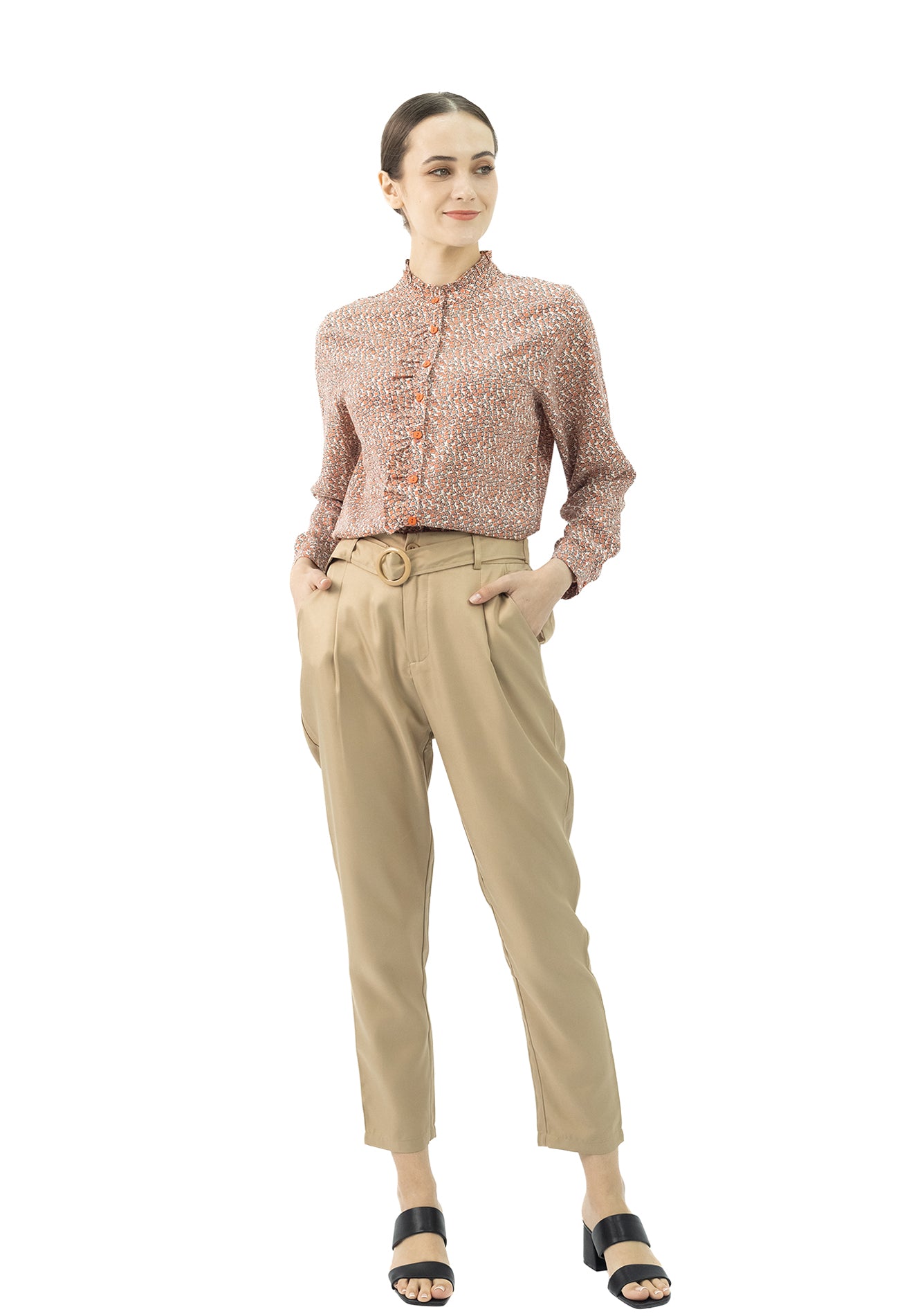 DAISY By VOIR Eyelet Buckle Belted Tapered Pants